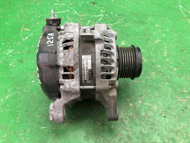 TOYOTA 270600V170 Генератор в наличии Чернигов