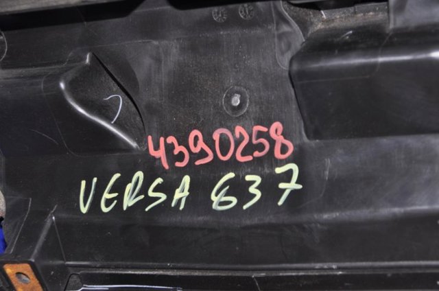 Радиатор кондиционера салонный, испаритель 27280EL00D NISSAN