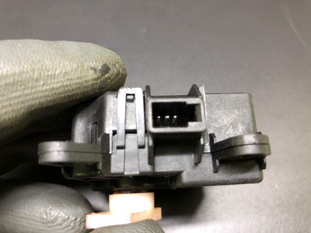 277325NA1A NISSAN купить в Кривой Рог