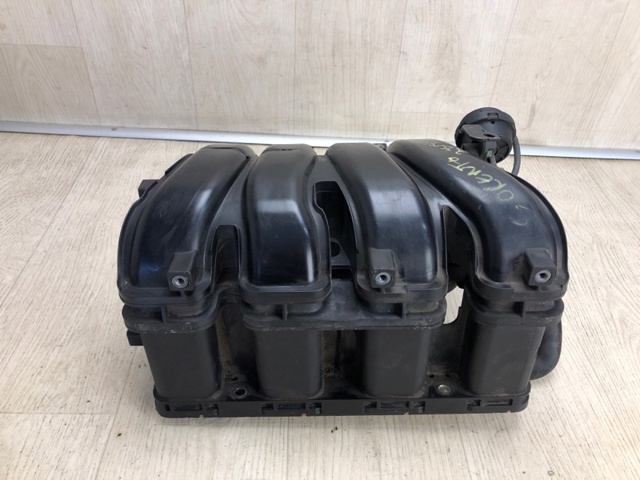 Впускной коллектор 283102G700 HYUNDAI