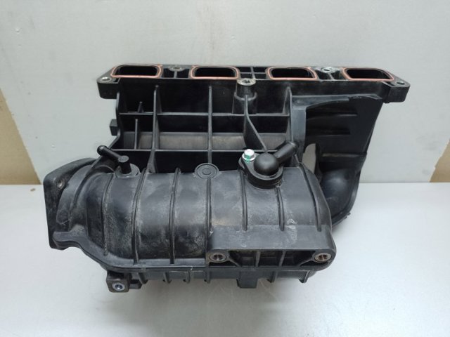 283102G800 HYUNDAI Коллектор впускной купить в Ирпень