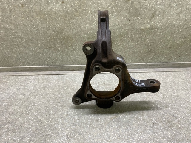 Ось передняя и поворотные кулаки 28313SC001 SUBARU