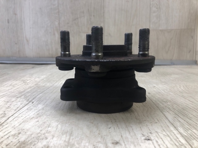 28373SC000 SUBARU Ступица передняя купить в Харьков