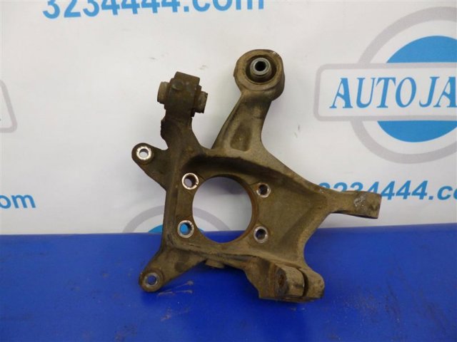 SUBARU 28411AJ00A Цапфа задняя правая в наличии Черновцы