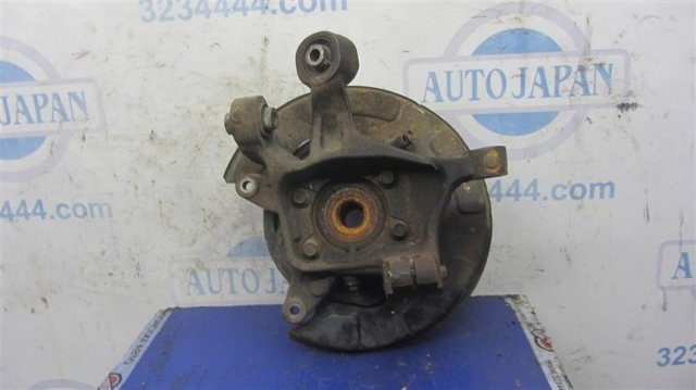 Цапфа - поворотный кулак задний, правый 28411AJ00A SUBARU
