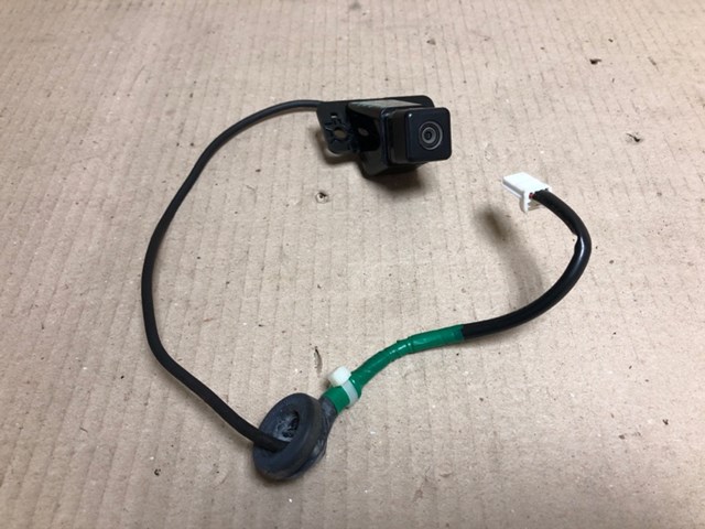 Камера заднего вида 284421KA0B NISSAN