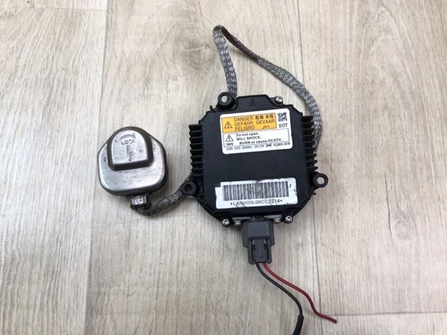 Блок розжига, ксенон 2847489910 NISSAN