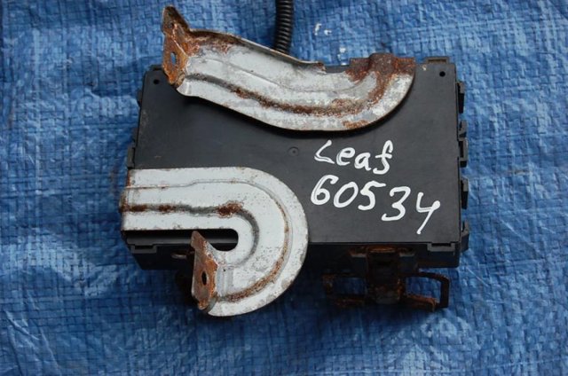 Блок управления комфортом 284B13NA0D NISSAN