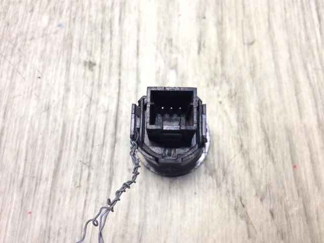 285761VA0A NISSAN купить в Житомир