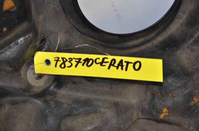 HYUNDAI 292402A101 Крышка двигателя в наличии Тернополь