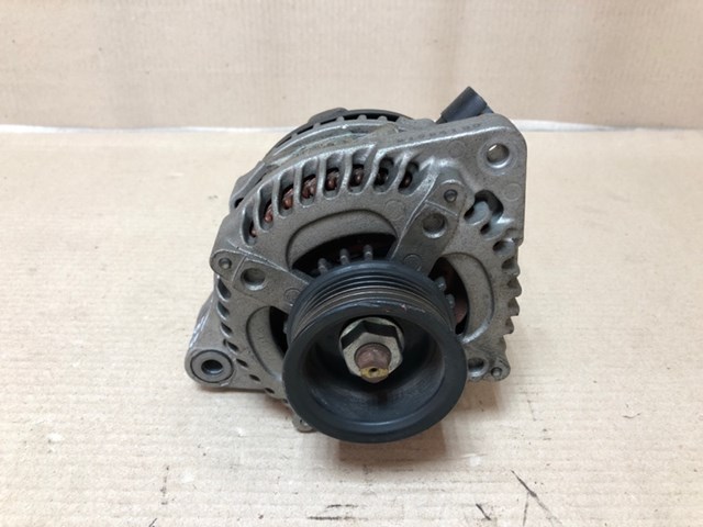 Генератор автомобильный 31100RCBY02 HONDA