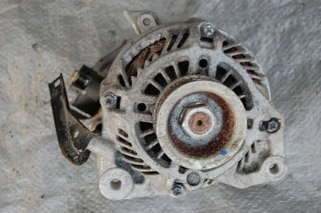 Автомобильный генератор 31100RNAA01 HONDA