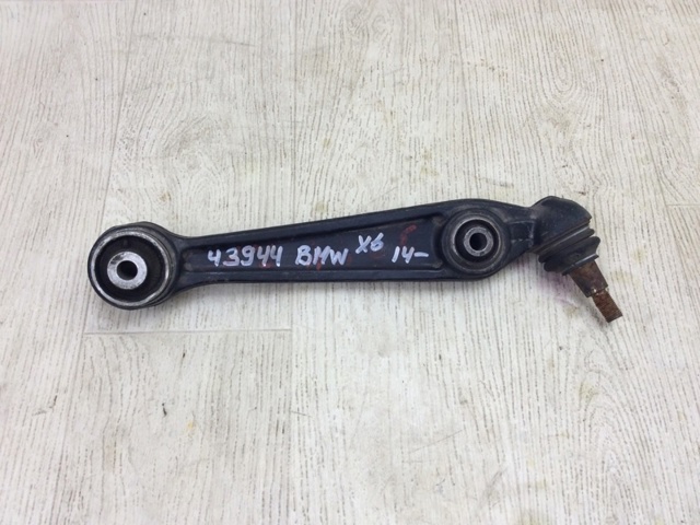Передний нижний рычаг 31127850158 BMW