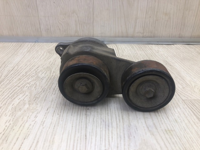Натяжитель клинового ремня 31170RCAA02 HONDA