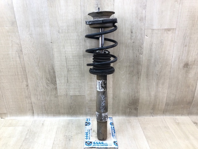 Амортизаторная стойка передняя левая 31326764463 BMW