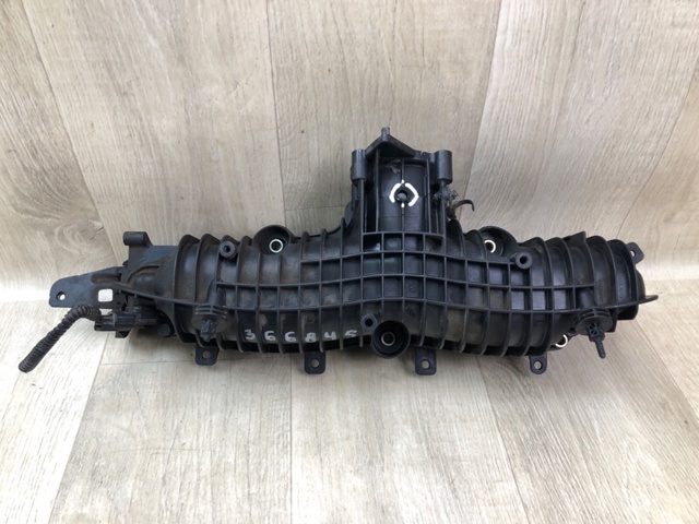 Впускной коллектор 31431777 VOLVO