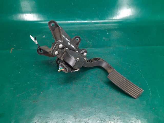 Педаль акселератора 327000A300 HYUNDAI