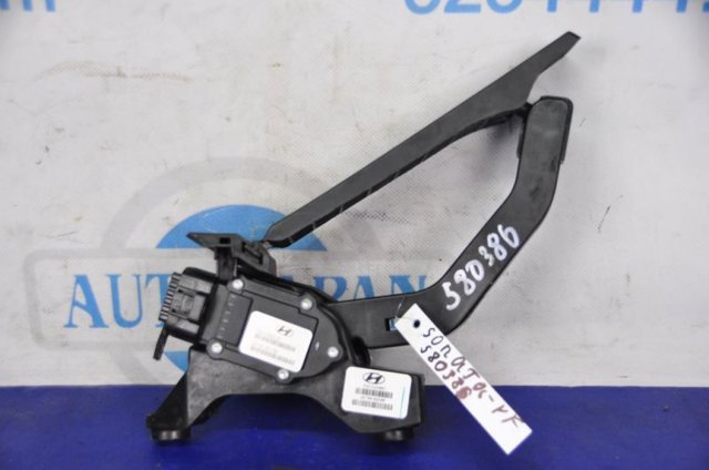 Педаль акселератора 327003Q100 HYUNDAI