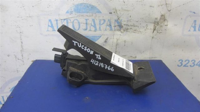 Педали газа 32700B1000 HYUNDAI