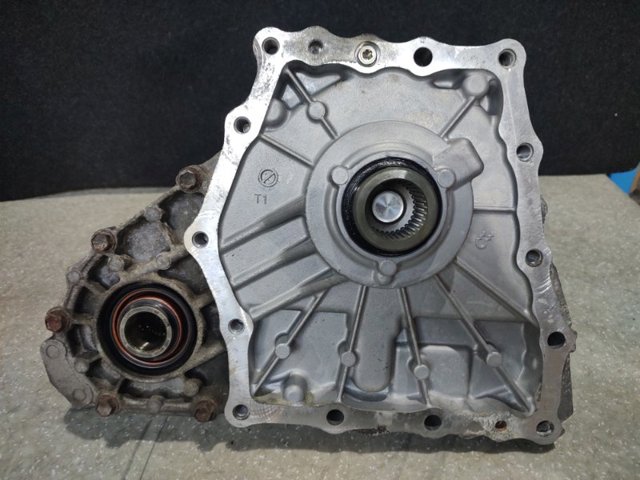 Демультипликатор коробки передач 331001MD1A NISSAN