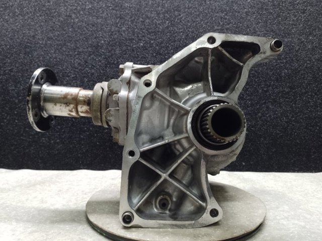 Демультипликатор коробки передач 33100CN200 NISSAN