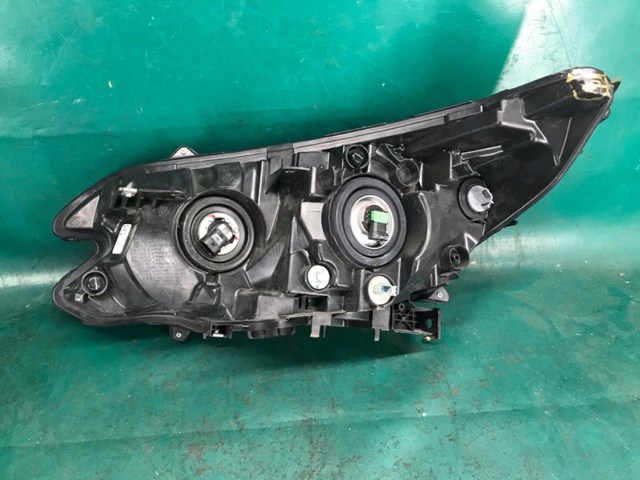 33100T1WA01 HONDA Правая фара купить в Киев