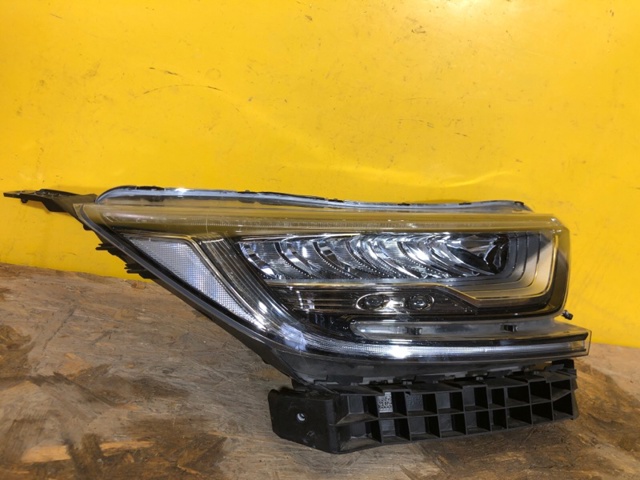 HONDA 33100TLAA01 Правая фара в наличии Киев