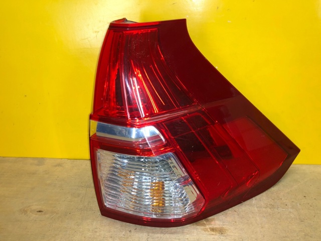 Фара задняя правая внешняя 33500T1GE52 HONDA
