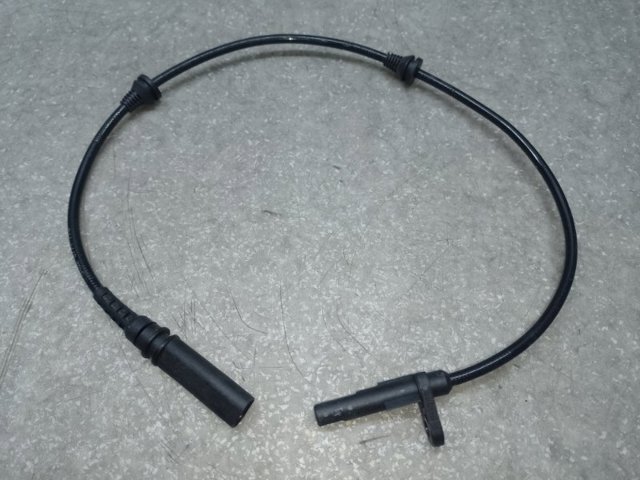 Датчик АБС (ABS) передний 34526771776 BMW