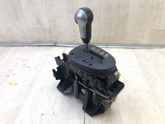 Рычаг переключения передач 349011KF7D NISSAN