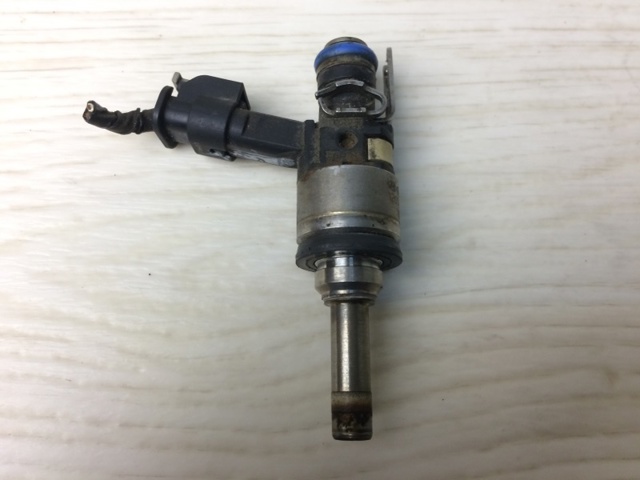 353102G720 HYUNDAI Топливные форсунки купить в Ирпень