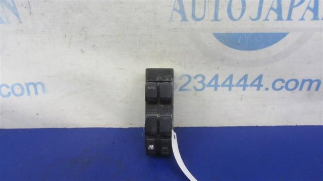 Кнопки переднего левого стеклоподъёмника 3799064J20 SUZUKI