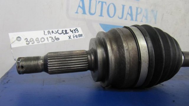 3815A108 Полуось (привод) передняя правая купить Ирпень