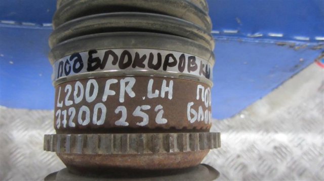Привод передний левый 3815A581 MITSUBISHI