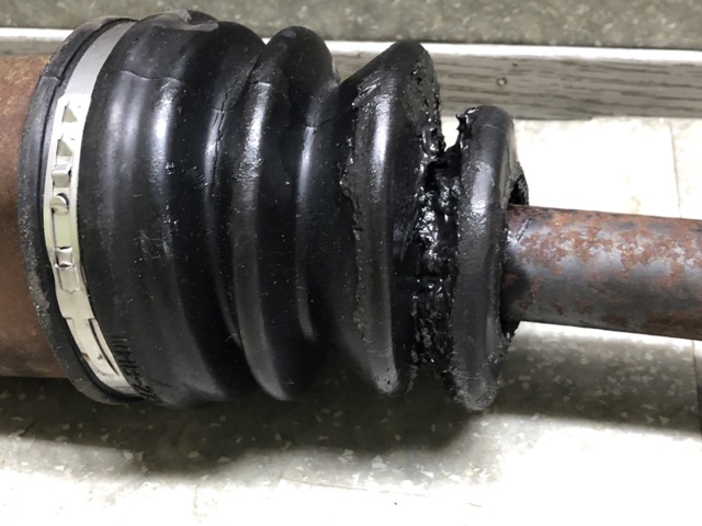 391004GB0A NISSAN Правая полуось купить в Киев