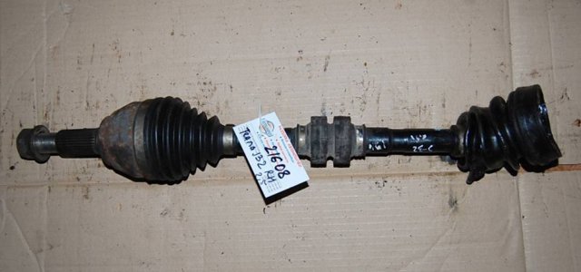 Полуось передняя, правая 39100JN00A NISSAN