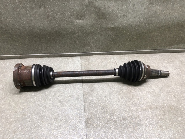 Левая полуось 391014GB0A NISSAN