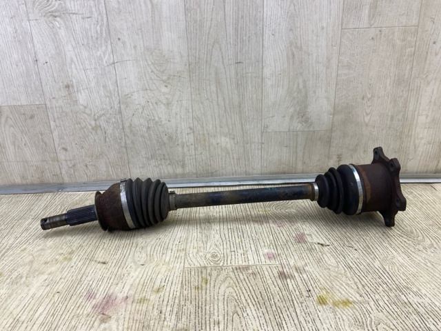 Полуось задняя, левая 396011CA0A NISSAN