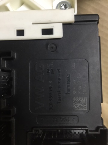 VAG 3C0959792B Мотор стеклоподъемника двери передней в наличии Харьков