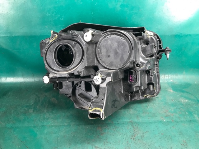 3CN941035B VAG Левая фара купить в Житомир