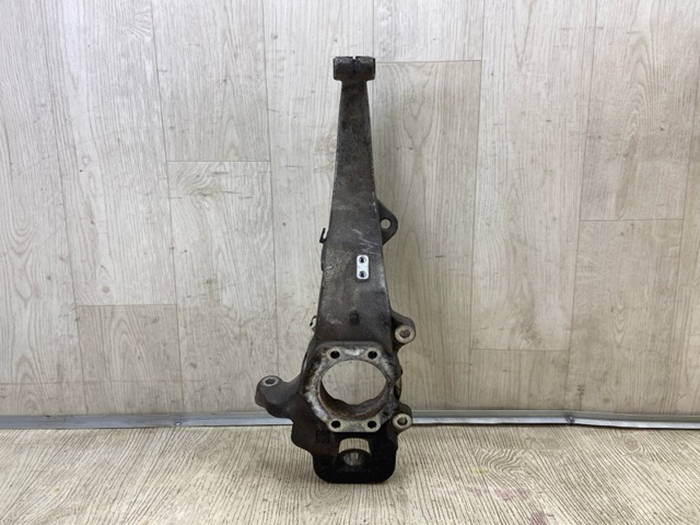 Ось передняя и поворотные кулаки 400141CA0A NISSAN