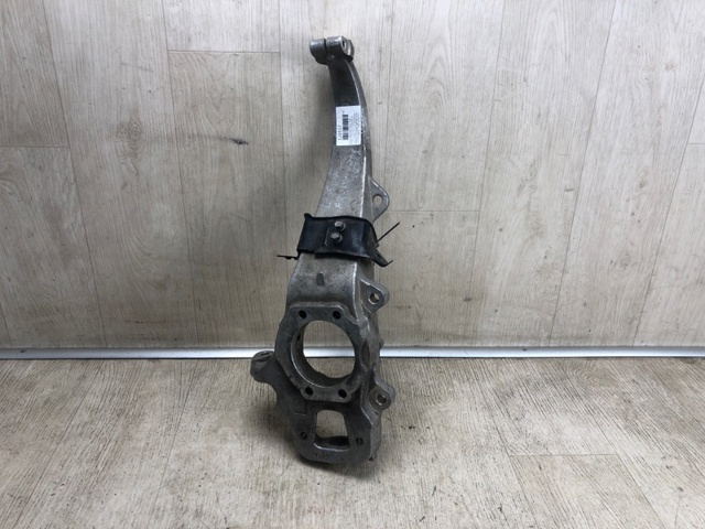 Ось передняя и поворотные кулаки 400144GA0A NISSAN