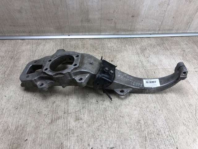 NISSAN 400144GA0A Цапфа передняя правая в наличии Киев