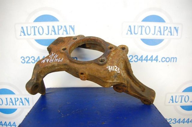 NISSAN 40014CN000 Цапфа передняя правая в наличии Запорожье