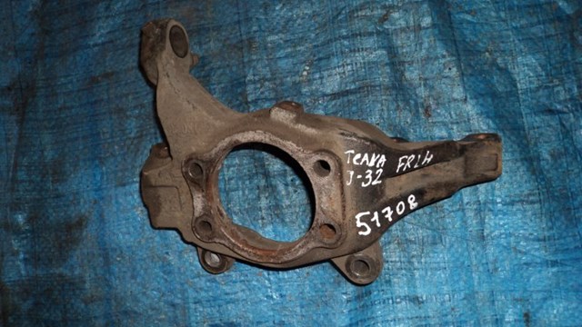 Цапфа поворотная правая 40014JN00A NISSAN