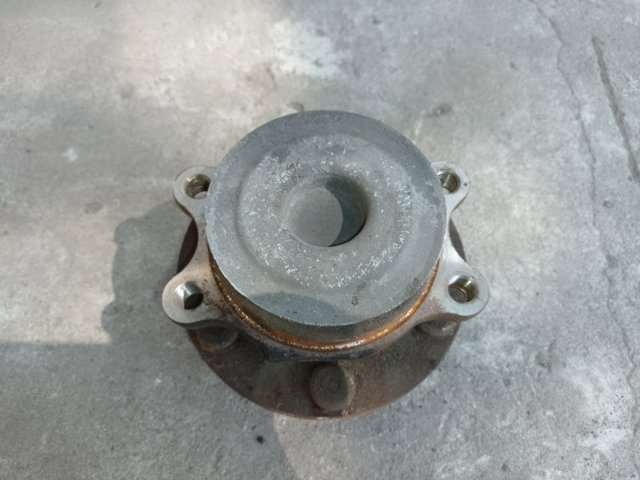 NISSAN 40202EA000 Передняя ступица в наличии Павлоград
