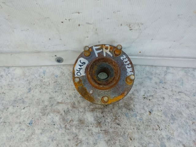 Ступица переднего колеса 40202EG000 NISSAN