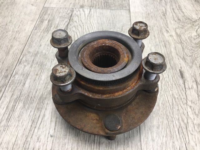 NISSAN 40202JG01A Передняя ступица в наличии Одесса