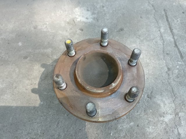 Подшипник в сборе со ступицей передний 40202ZP50A NISSAN