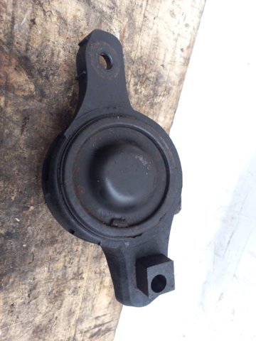 Правая подушка двигателя 41022FJ010 SUBARU